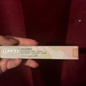Clinique Even Better Concealer Shade 18 Cream Whip
